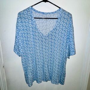 AE Soft & Sexy Floral V-Neck Top